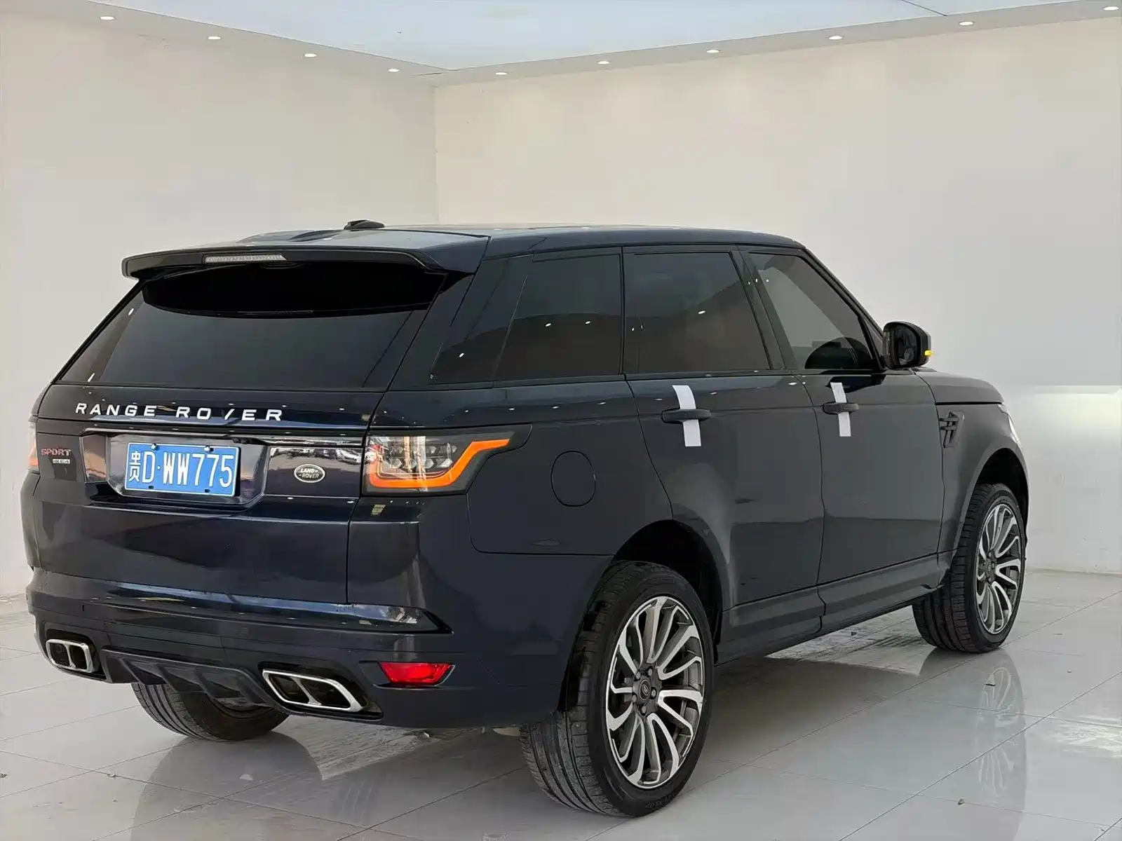 Фото 9 - Land Rover Range Rover Sport