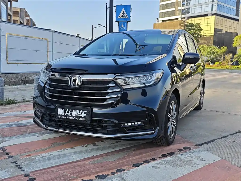 Honda Odyssey 2026 2024 2.0L e:HEV Sharp·Smart Edition