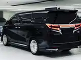 صورة 3 - Toyota Alphard