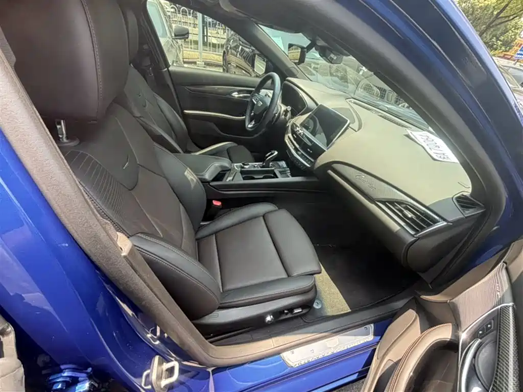 Cadillac CT5 2021 28T Platinum Edition фото 3