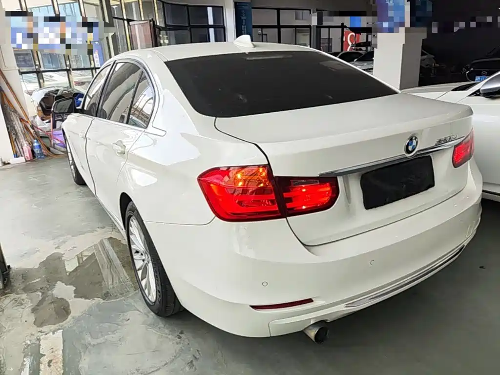 Фото 5 - BMW 3 Series