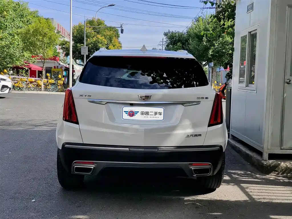 Cadillac XT5 2022 2.0T 2WD Luxury фото 5