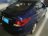 صورة 2 - Hyundai Verna