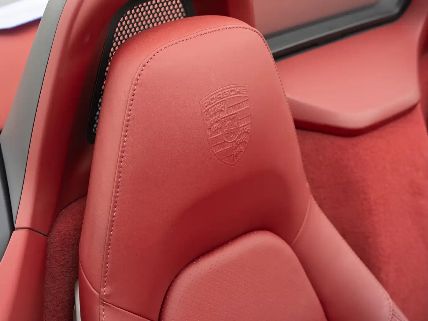 Porsche 718 2020 Boxster 2.0T фото 12