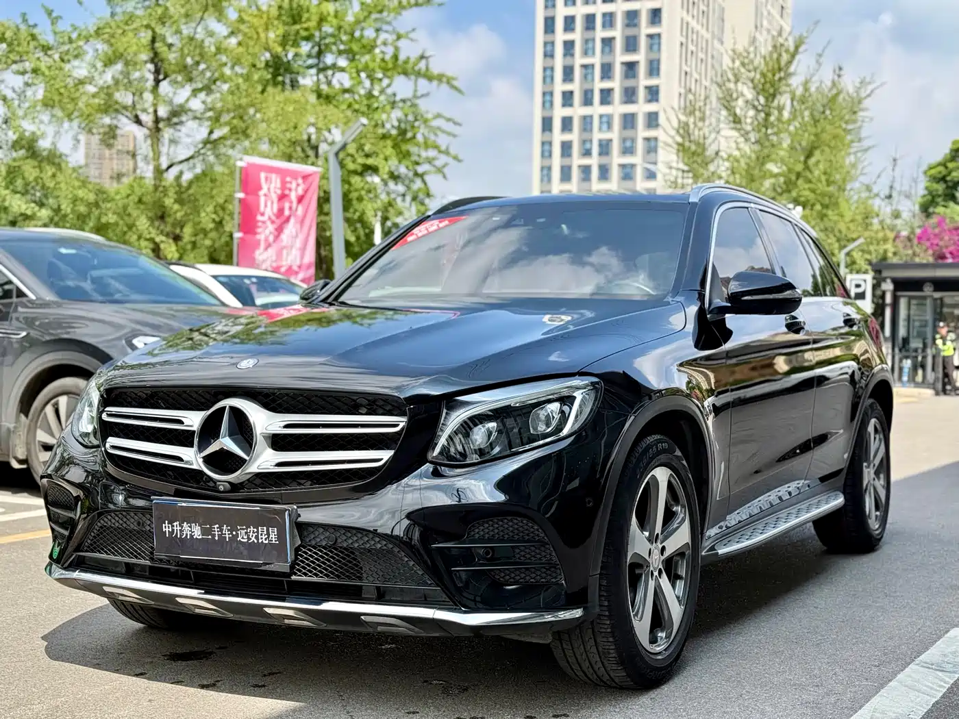 Mercedes-Benz GLC 2017 GLC 300 4MATIC Dynamic фото 9