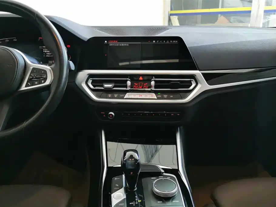 BMW 3 Series 2020 320Li M Sport Package фото 13