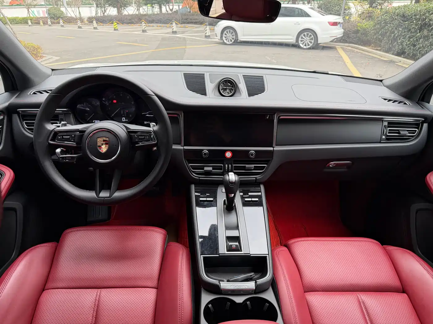Porsche Macan 2023 Macan 2.0T фото 9