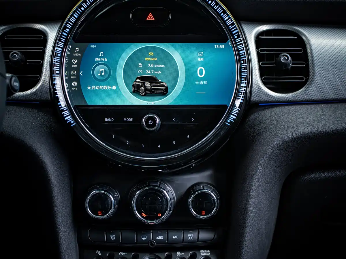 MINI 2022 2.0T COOPER S Classic фото 12