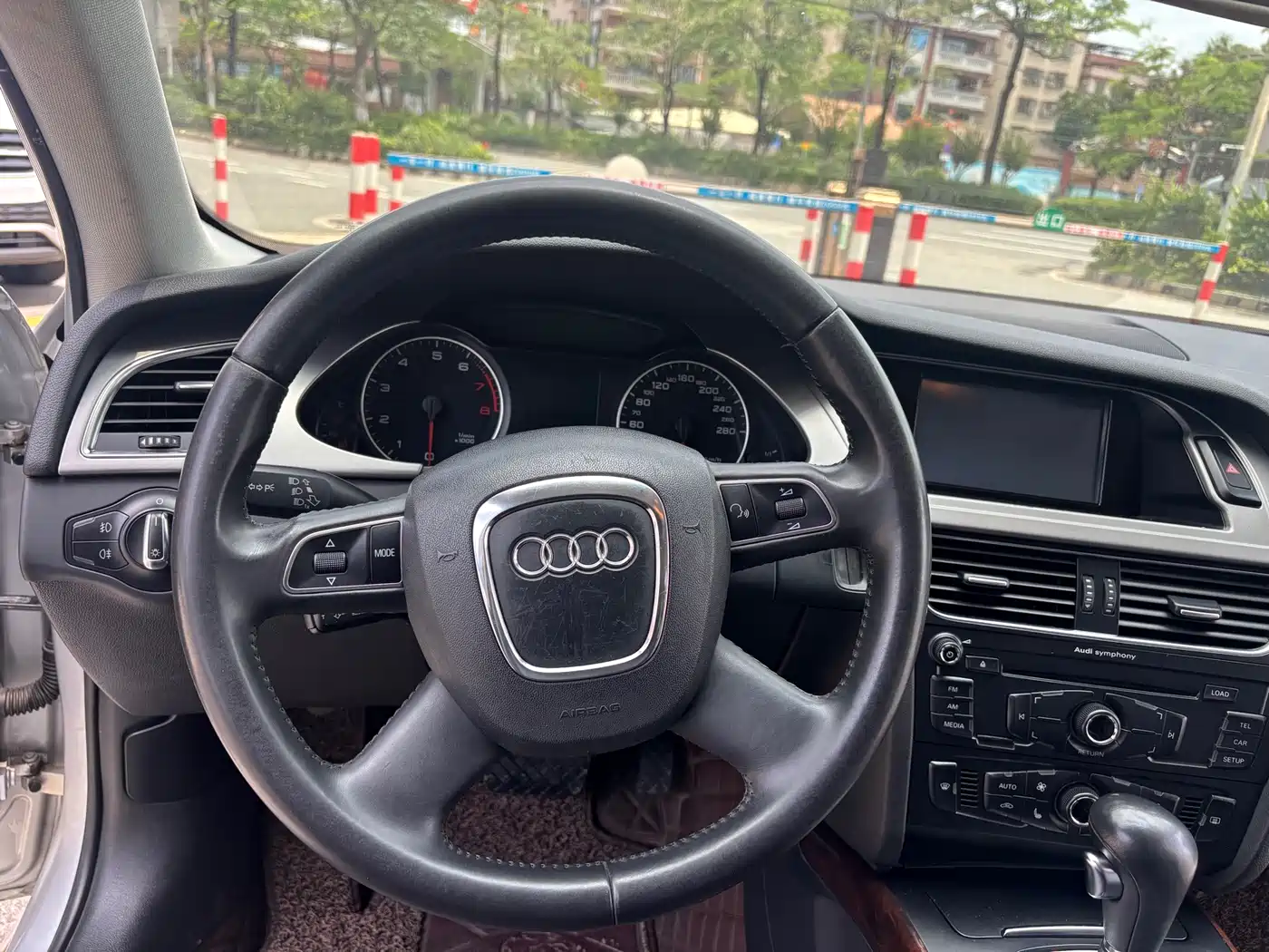Audi A4L 2013 35 TFSI Automatic Comfort фото 13