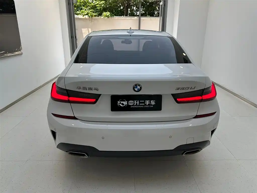 BMW 3-SERIES
