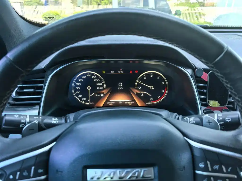صورة 9 - Haval H6