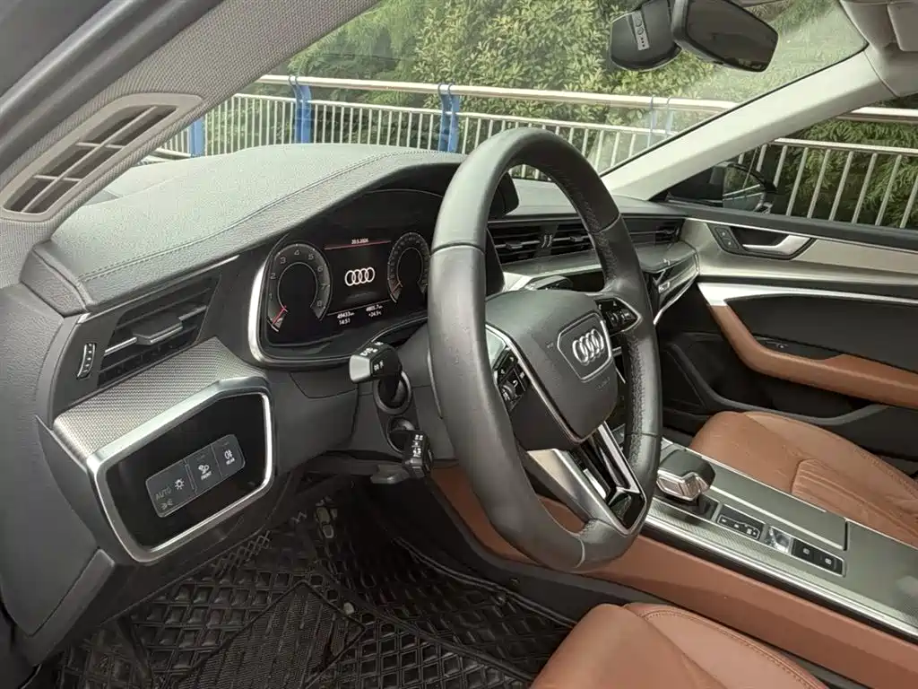 Audi A6L 2021 45 TFSI Exclusive Elegance фото 14