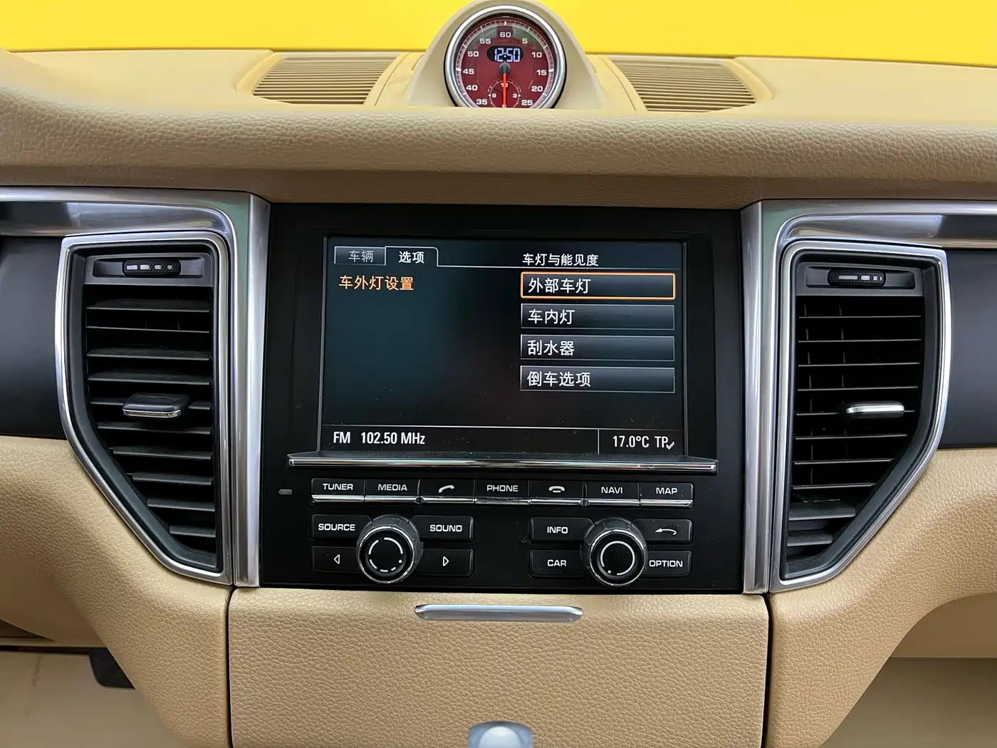Porsche Macan 2014 Macan 2.0T фото 18