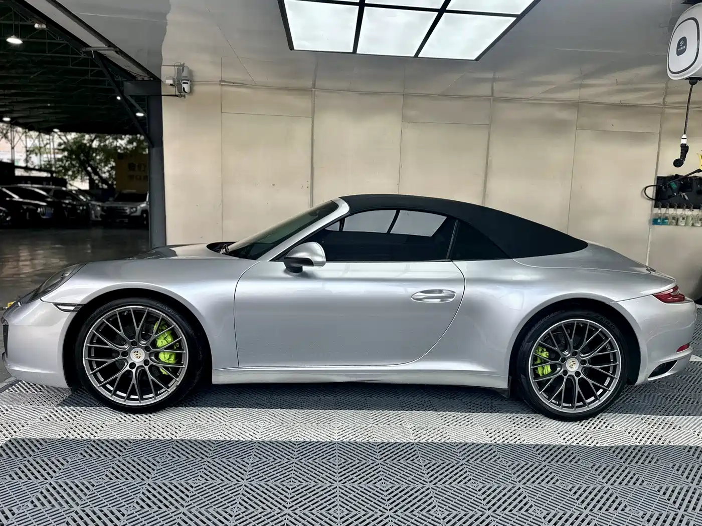 Porsche 911 2016 Carrera Cabriolet 3.0T фото 4