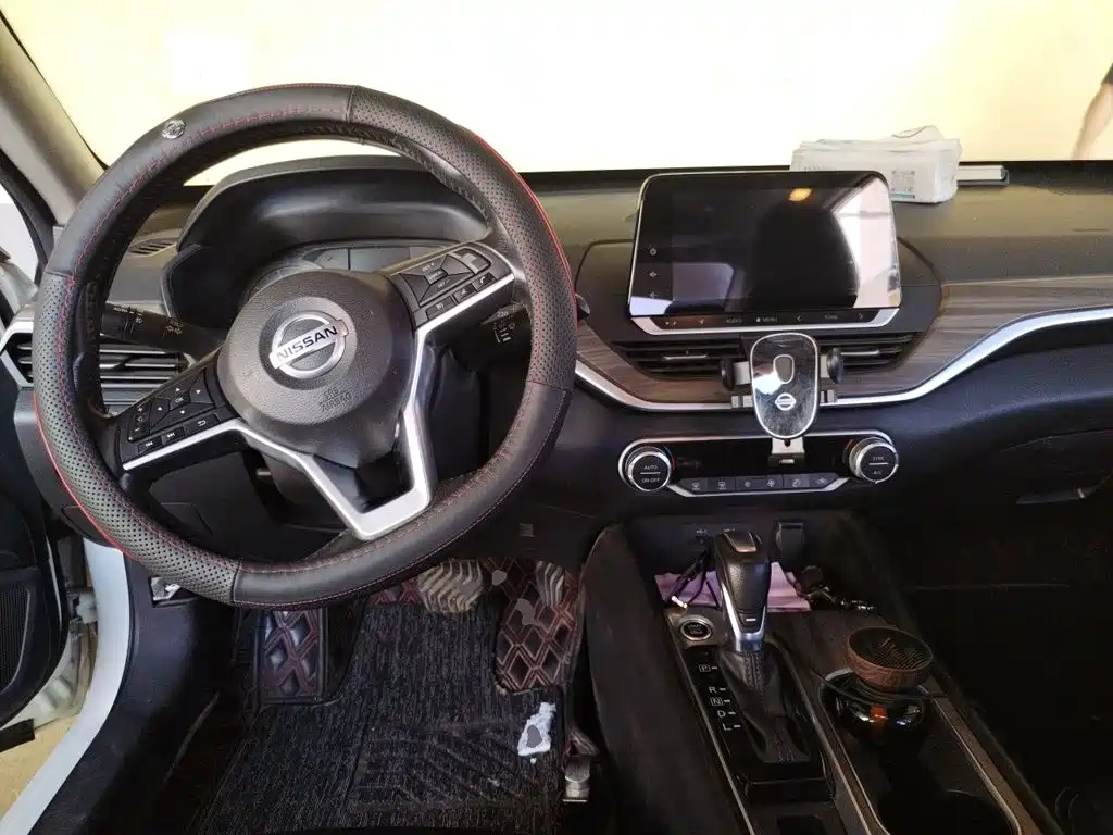 صورة 10 - Nissan Teana