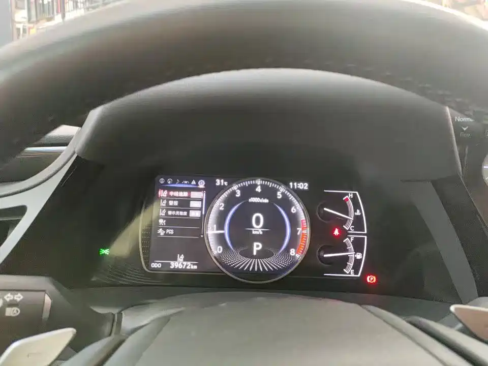 Lexus ES 2023 200 Excellence Edition фото 3