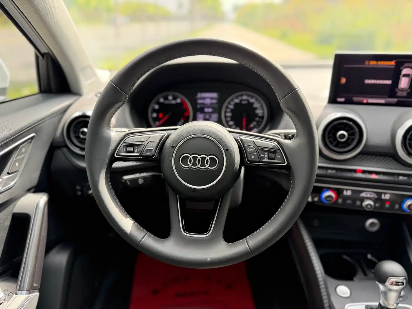 Audi Q2L 2022 35 TFSI Fashion Dynamic фото 12