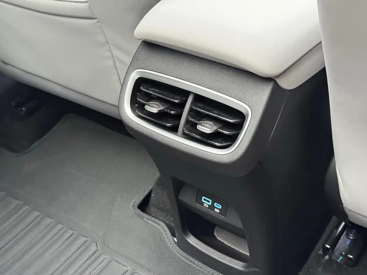 BYD Sealion 06 New Energy 2025 DM-i 170 Pilot Pro Edition фото 22