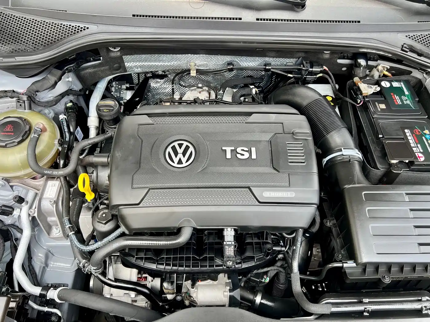 Volkswagen FAW-Volkswagen CC 2021 Shooting Brake 380TSI Hunter Heart Edition фото 34