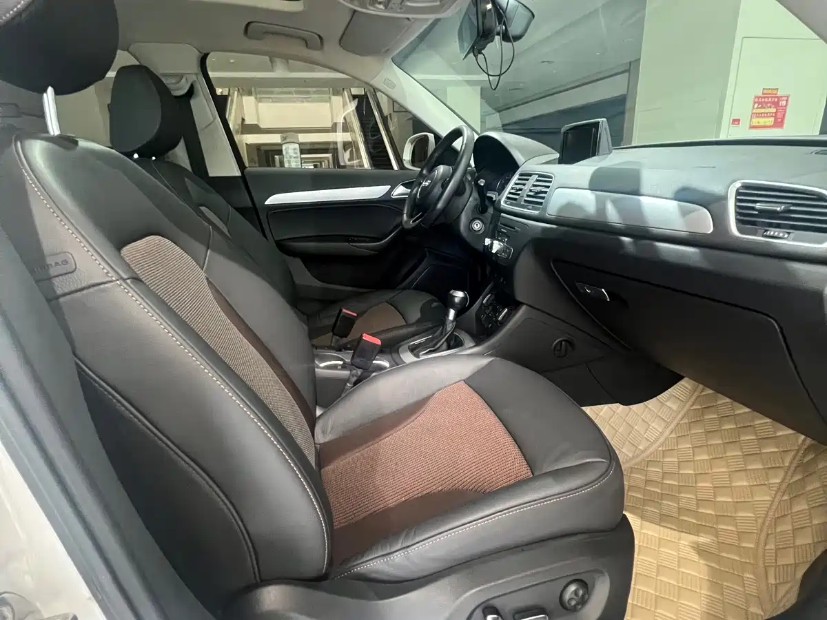 Audi Q3 2017 30 TFSI Fashion фото 8