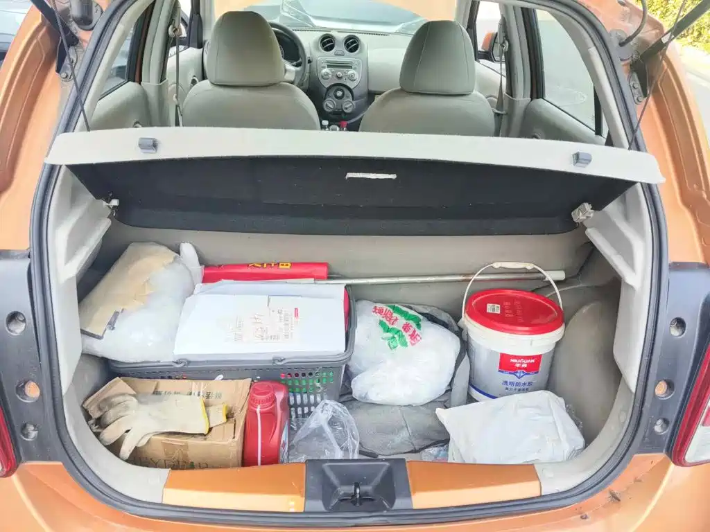 Nissan March 2011 2010 1.5L Automatic Easy Shine Edition