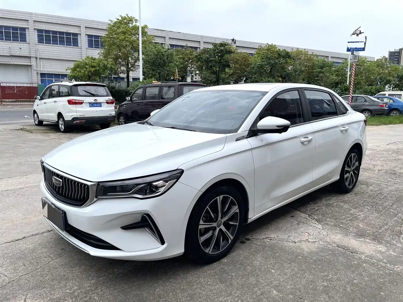 Geely Emgrand, 2023 год
