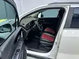 Фото 14 - Buick Encore