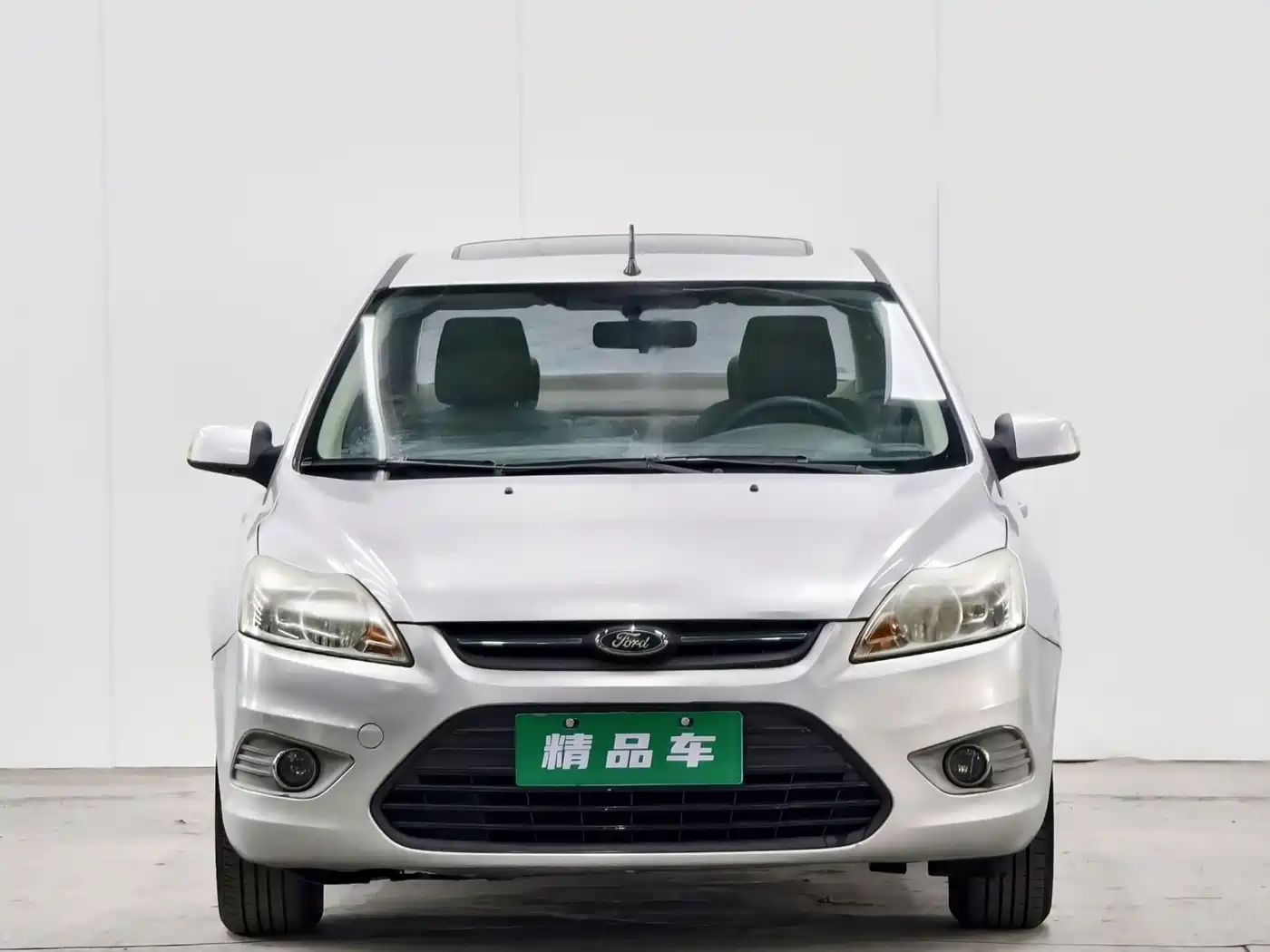 Photo 2 - Ford Focus