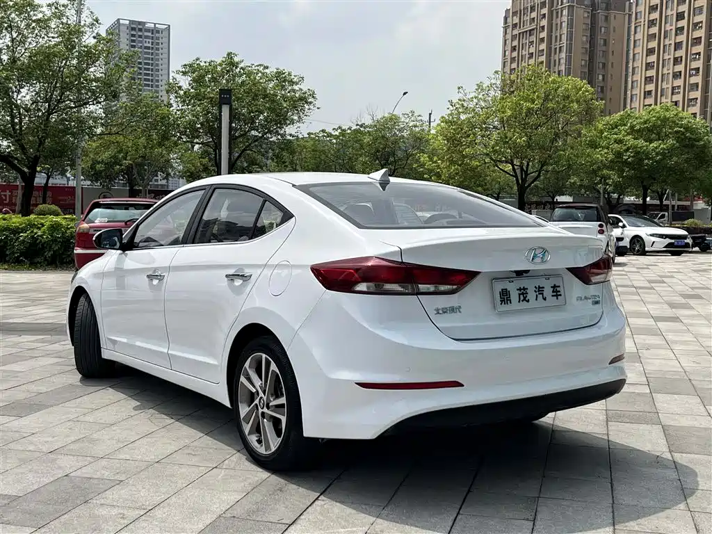 HYUNDAI LEAD