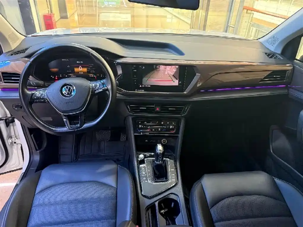 Volkswagen Tharu 2022 280TSI FWD Luxury Edition фото 10