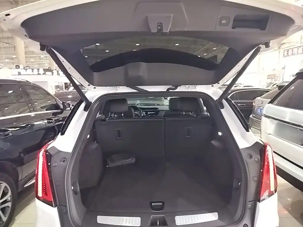 Cadillac XT5 2024 2023 2.0T 2WD Fashion Edition
