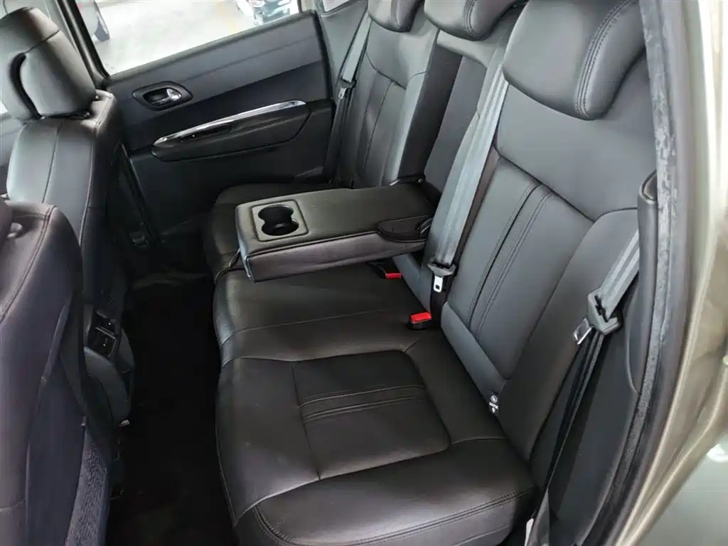 Peugeot 3008 2015 1.6THP Automatic Top Style Edition фото 17