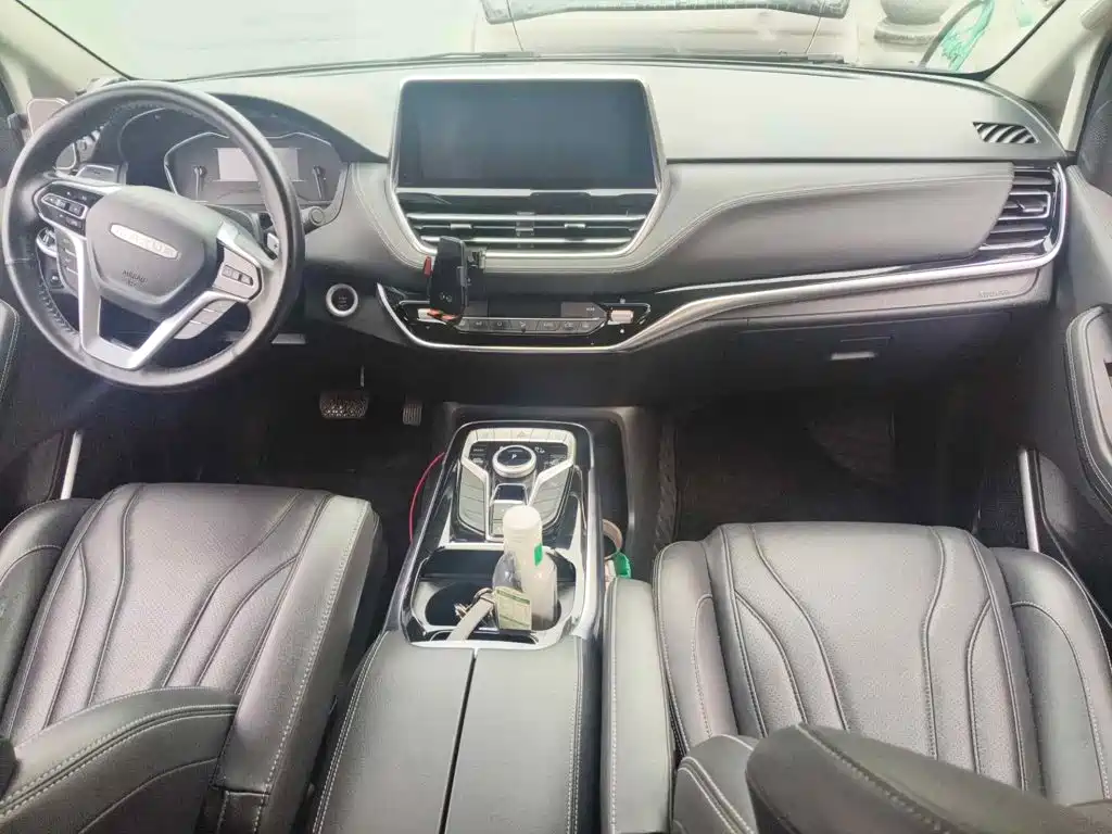 SAIC Maxus Maxus G20 2021 2021 PLUS 2.0T Gasoline Automatic Luxury Edition