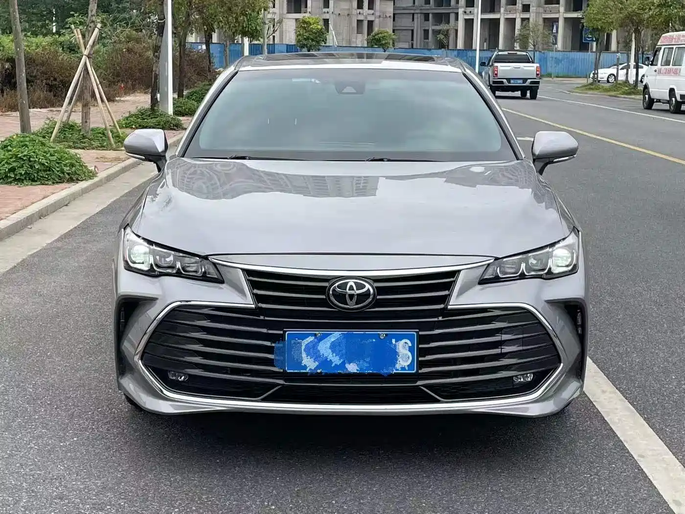 Toyota Avalon 2019 2.0L Luxury Edition (China VI) фото 2