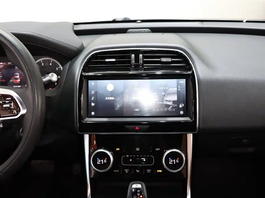 Jaguar XEL, миниатюра 14