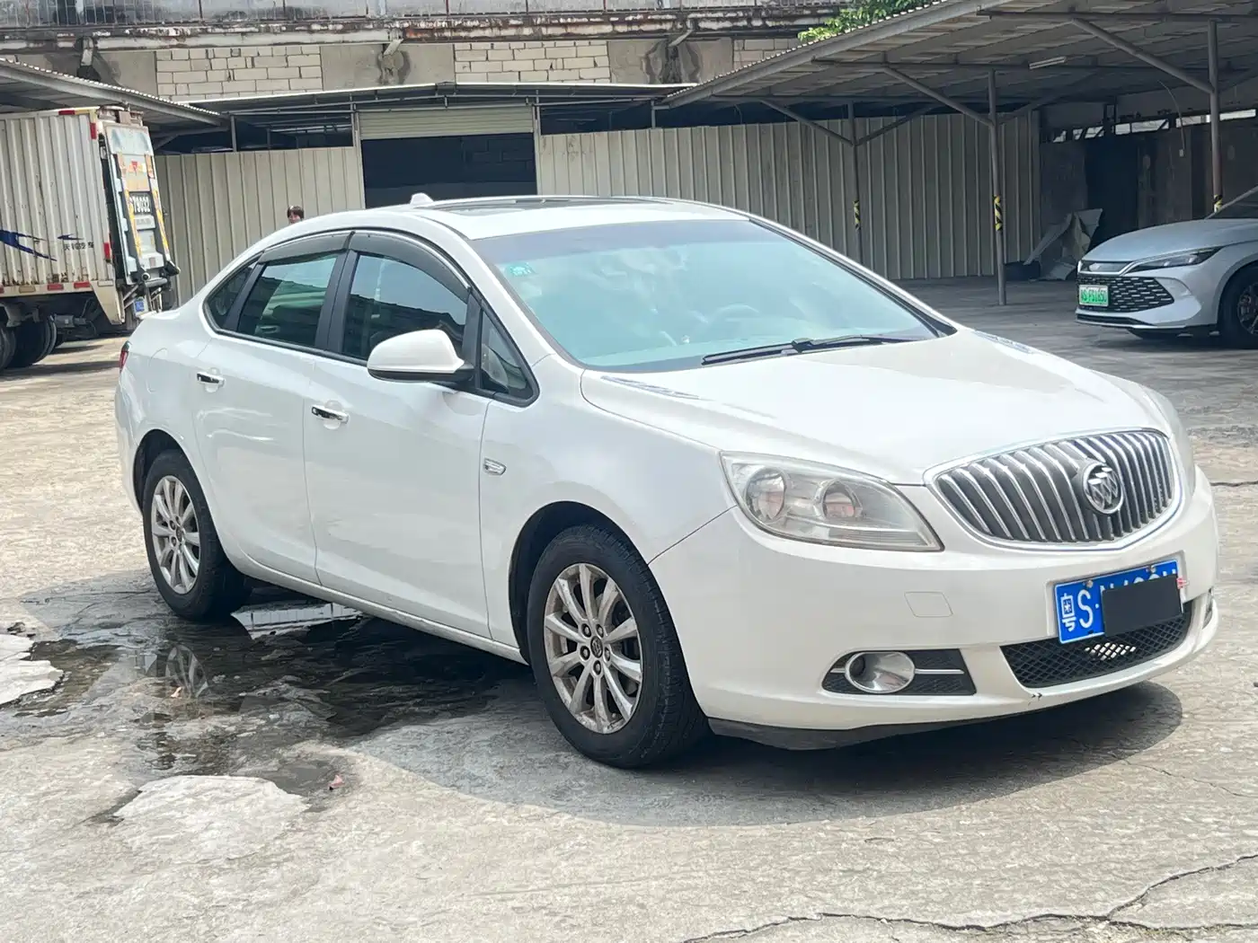 Фото 3 - Buick Excelle