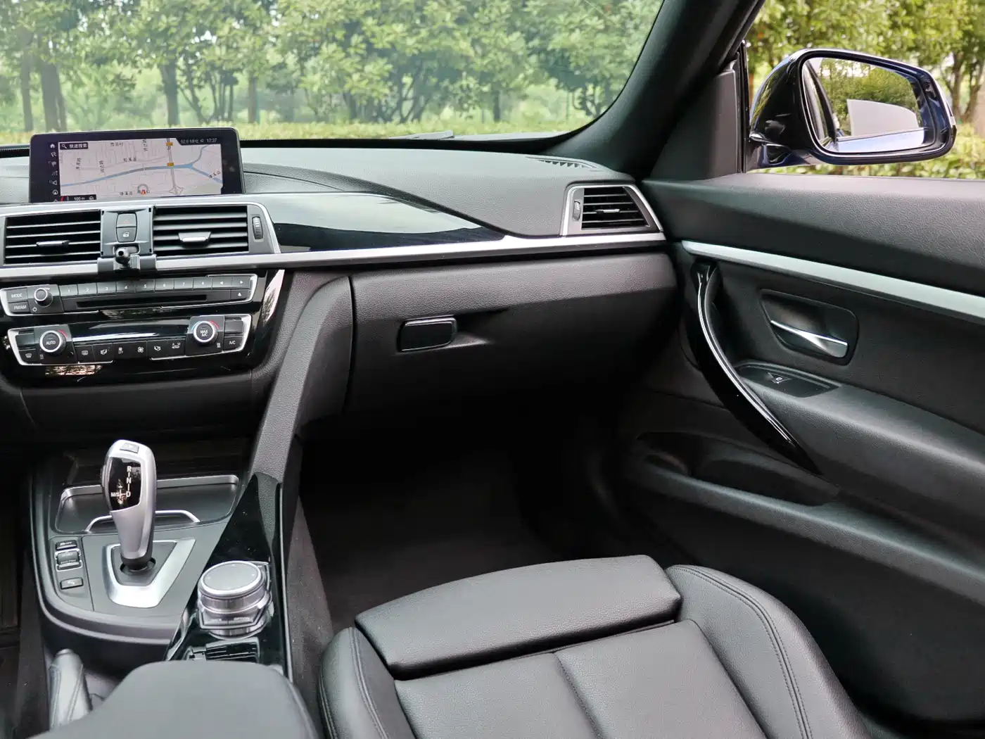 BMW 3 Series GT 2020 320i M Sport Package фото 21