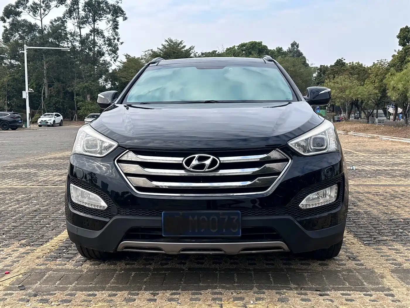 Hyundai Santa Fe 2013 Facelift 2.4L Automatic 4WD Premium фото 2