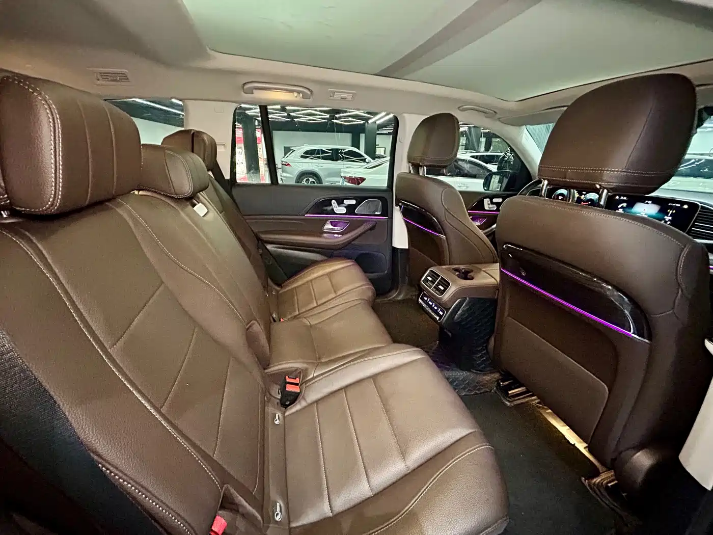 Mercedes-Benz GLS 2023 GLS 450 4MATIC Fashion Edition фото 38