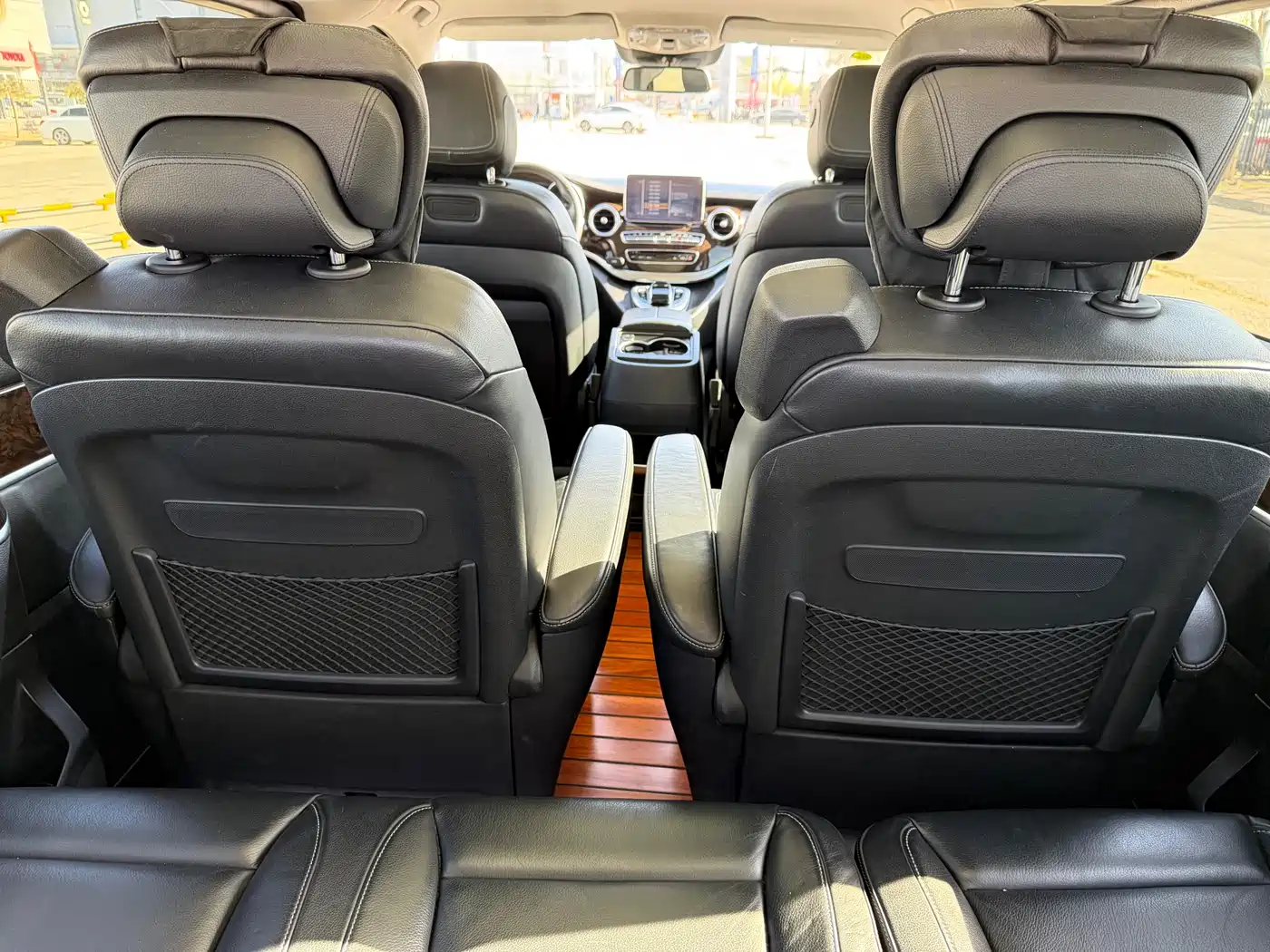 Mercedes-Benz V-Class 2018 V 260 Premium Edition China VI фото 33