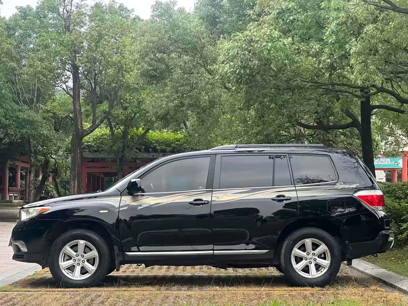 Toyota Highlander 2012 2.7L 2WD 5-seater Elite Edition фото 13