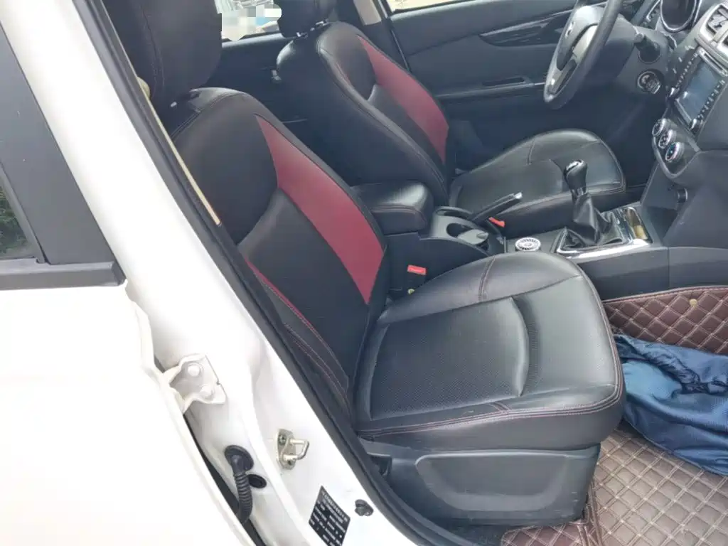 BAIC Huansu S2 2016 2016 1.5L Manual Startup Edition China IV