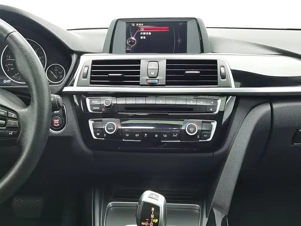 BMW 3 Series 2016 320Li Progressive фото 12