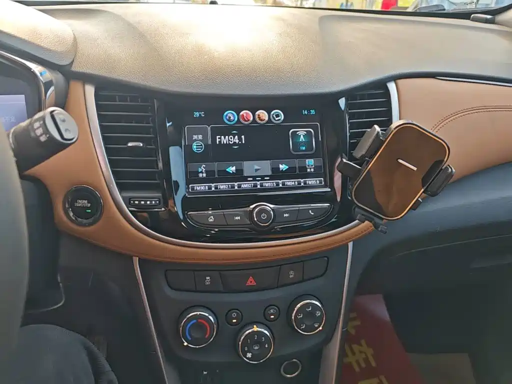 Chevrolet Trax 2017 2018 330T Automatic 2WD Luxury