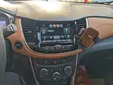 Фото 13 - Chevrolet Trax