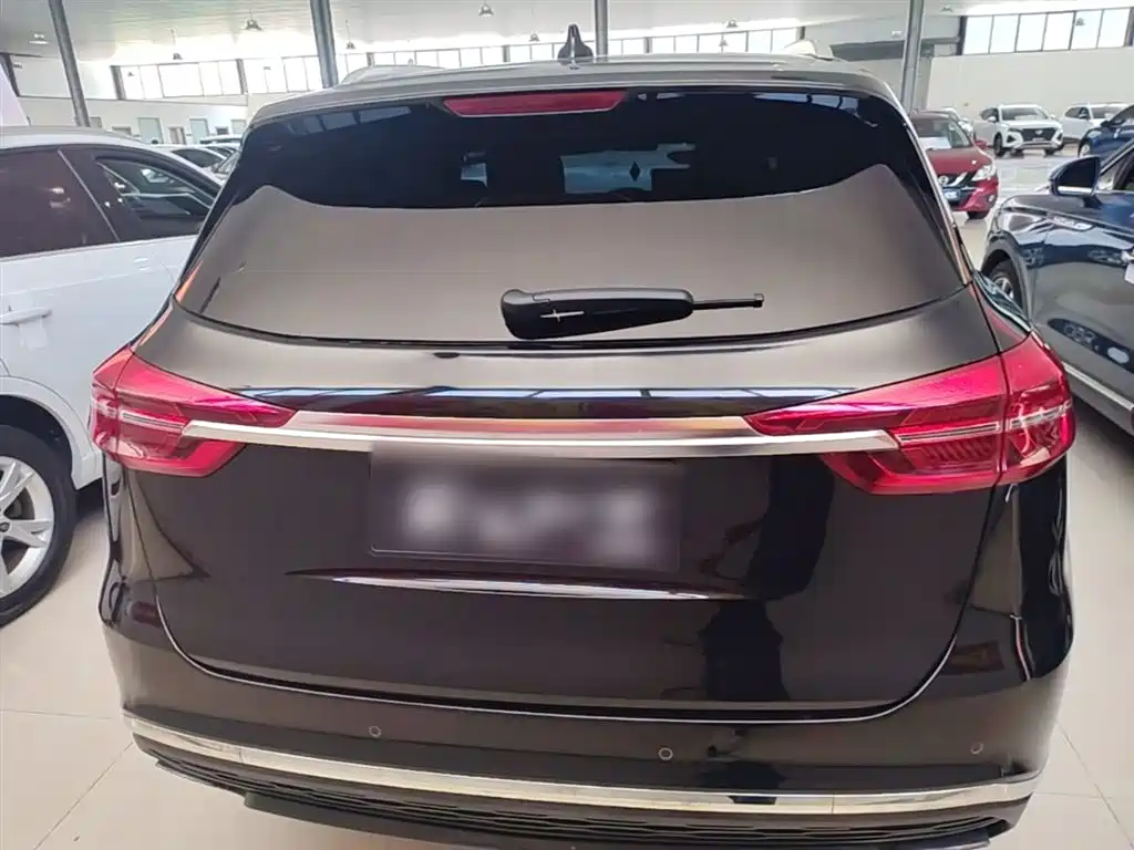 Hongqi HS5 2022 Facelift 2.0T Smart Flag Enjoyment AWD Edition фото 6