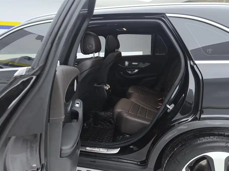Mercedes-Benz GLC 2022 Facelift III GLC 260 L 4MATIC Dynamic фото 11
