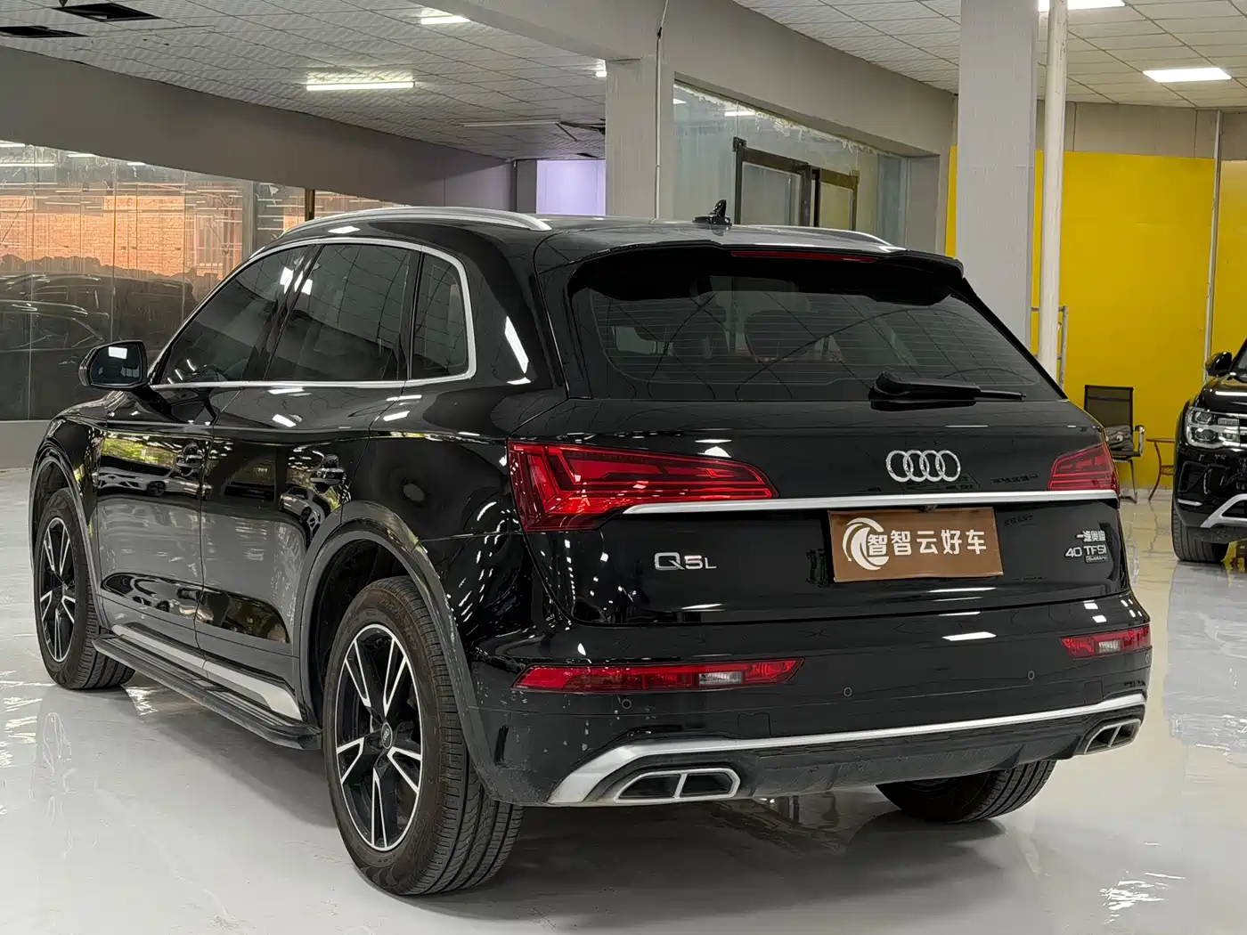 Audi Q5L 2025 40 TFSI Fashion Dynamic фото 7