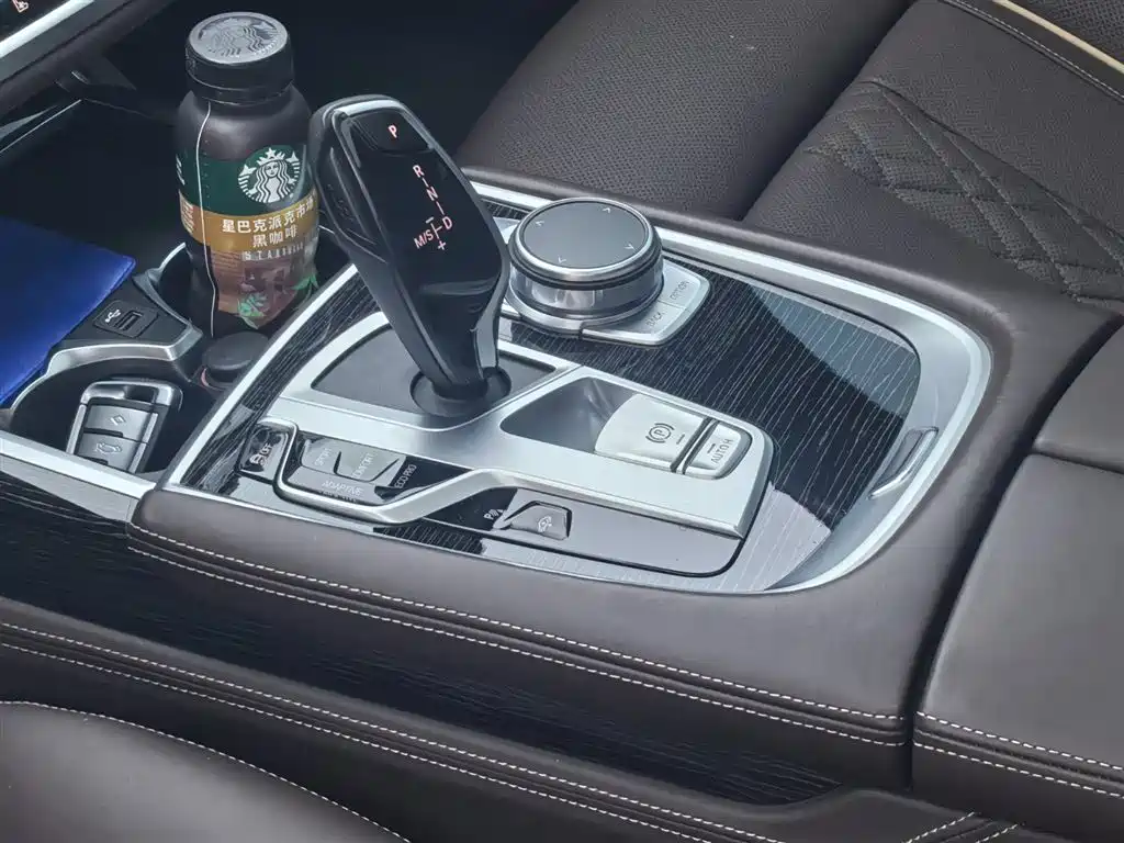 BMW 7 Series 2019 Facelift 740Li Exclusive M Sport Package фото 11