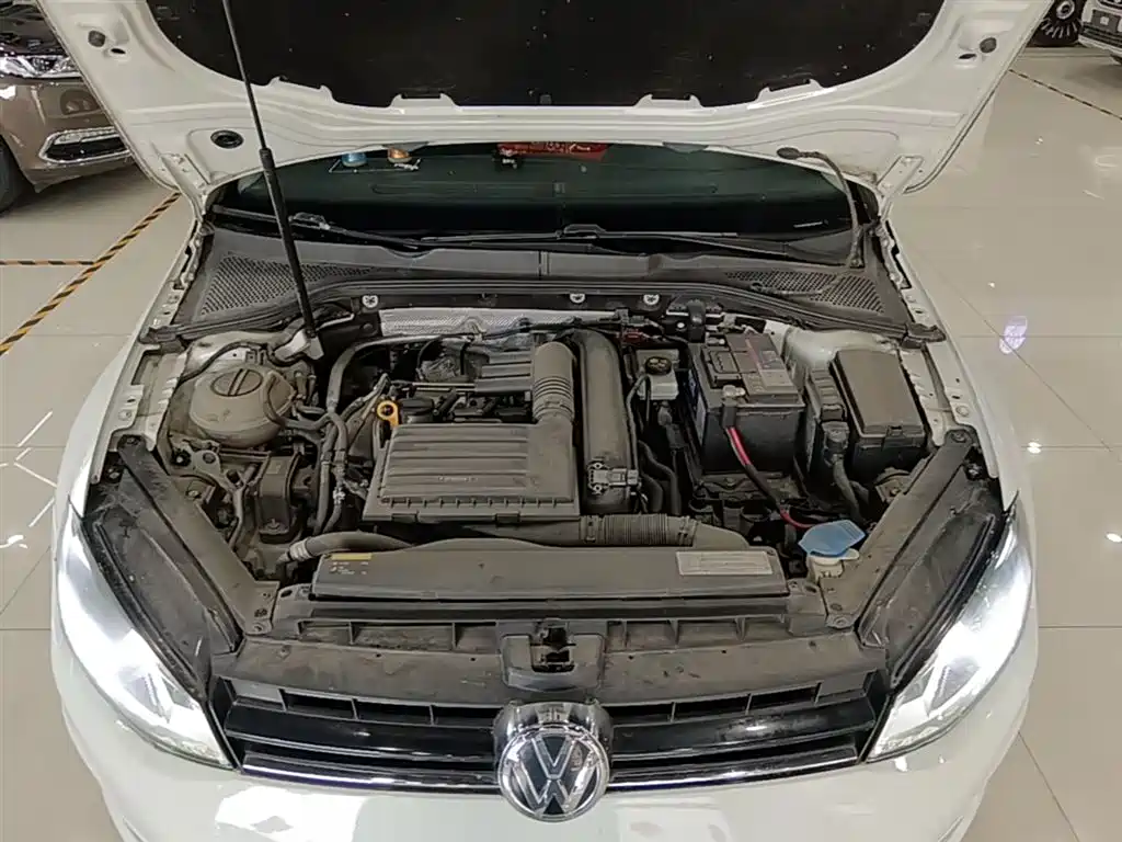 Volkswagen Golf 2014 1.4TSI Automatic Comfort фото 20